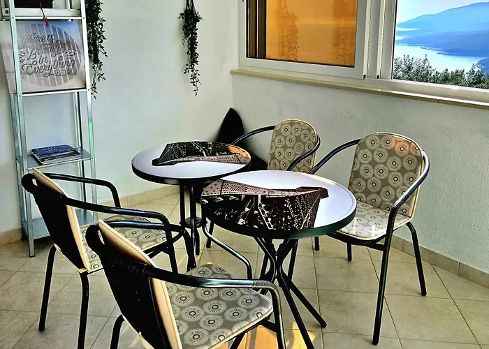 La Maison De Rudmann 라벡